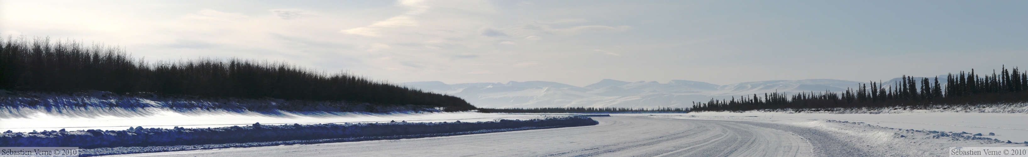 P1210638-Panorama Dempster Winter 50.jpg