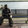 Papy, Port de Volendam