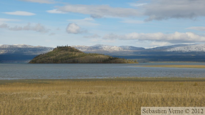 Kluane Lake, Kluane Park, Yukon, Canada