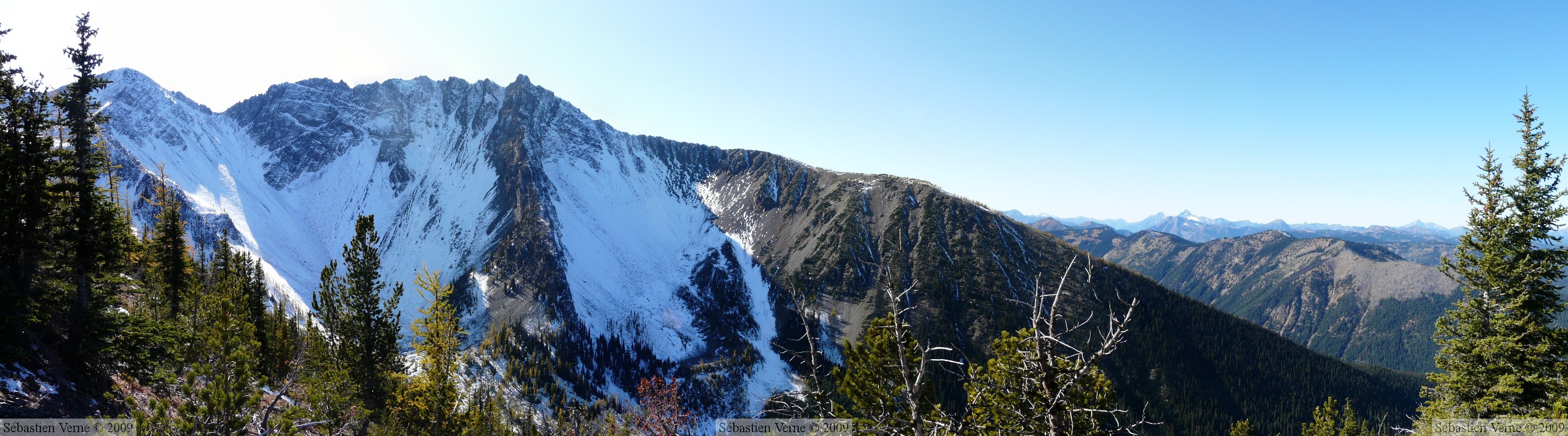 Frosty Mountain panorama 2.jpg